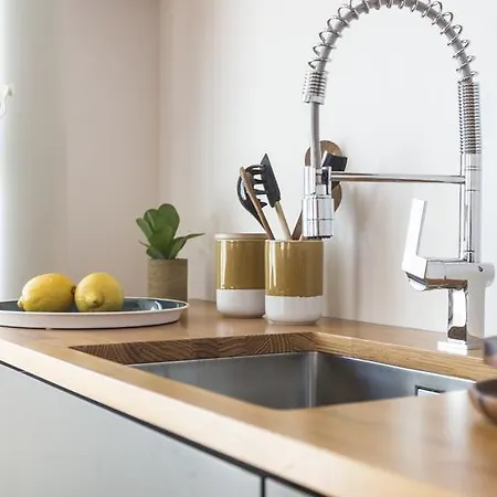 Prime - Sao Paulo 5 * Lisboa